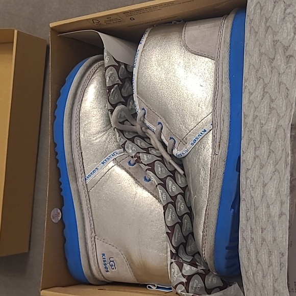 UGG Kisses Neumel booties - Picture 15 of 16